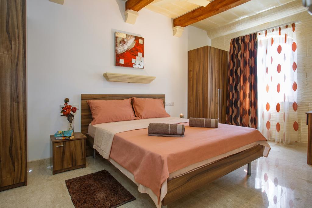 Carini Farmhouses Għarb Cameră foto