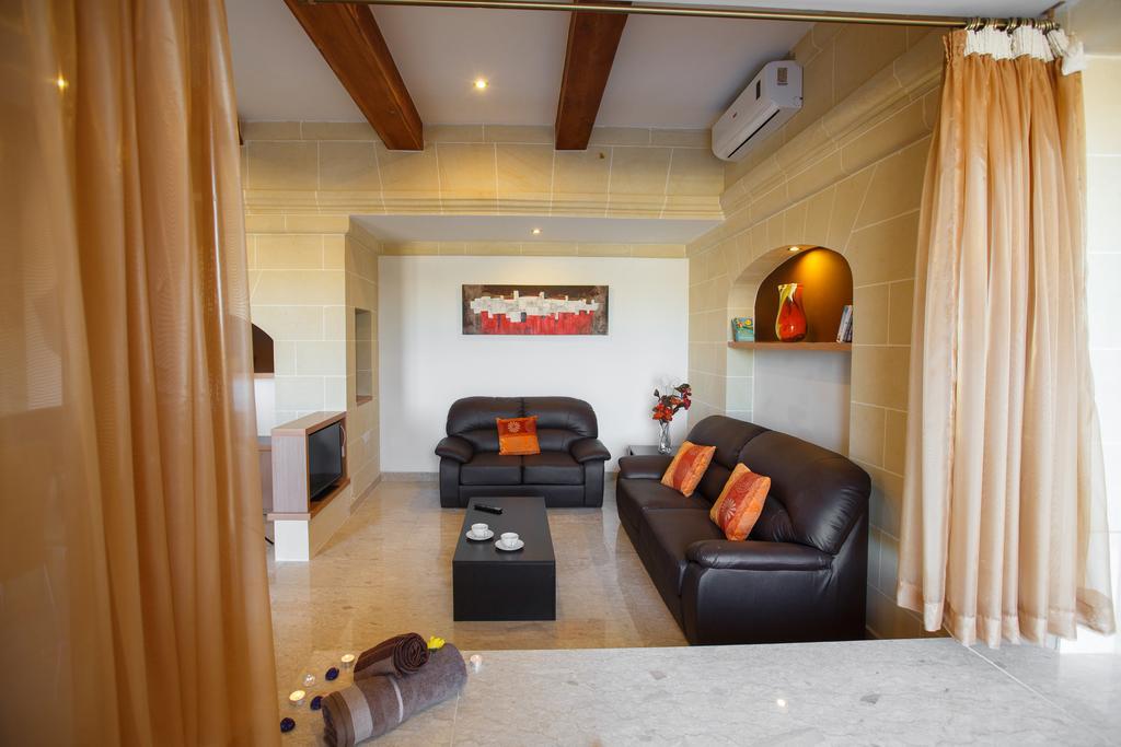 Carini Farmhouses Għarb Cameră foto