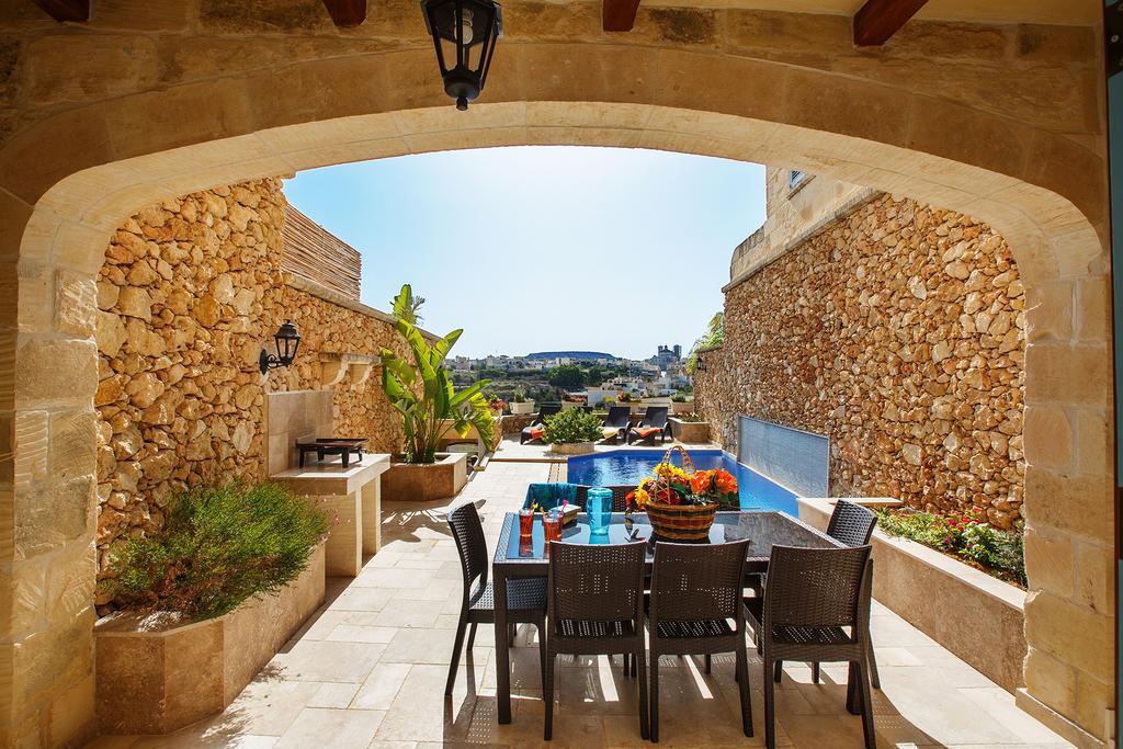 Carini Farmhouses Għarb Cameră foto